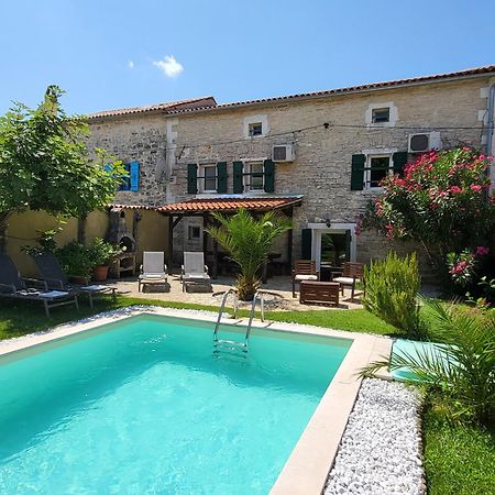 Casa Stifanici Villa Baderna Luaran gambar