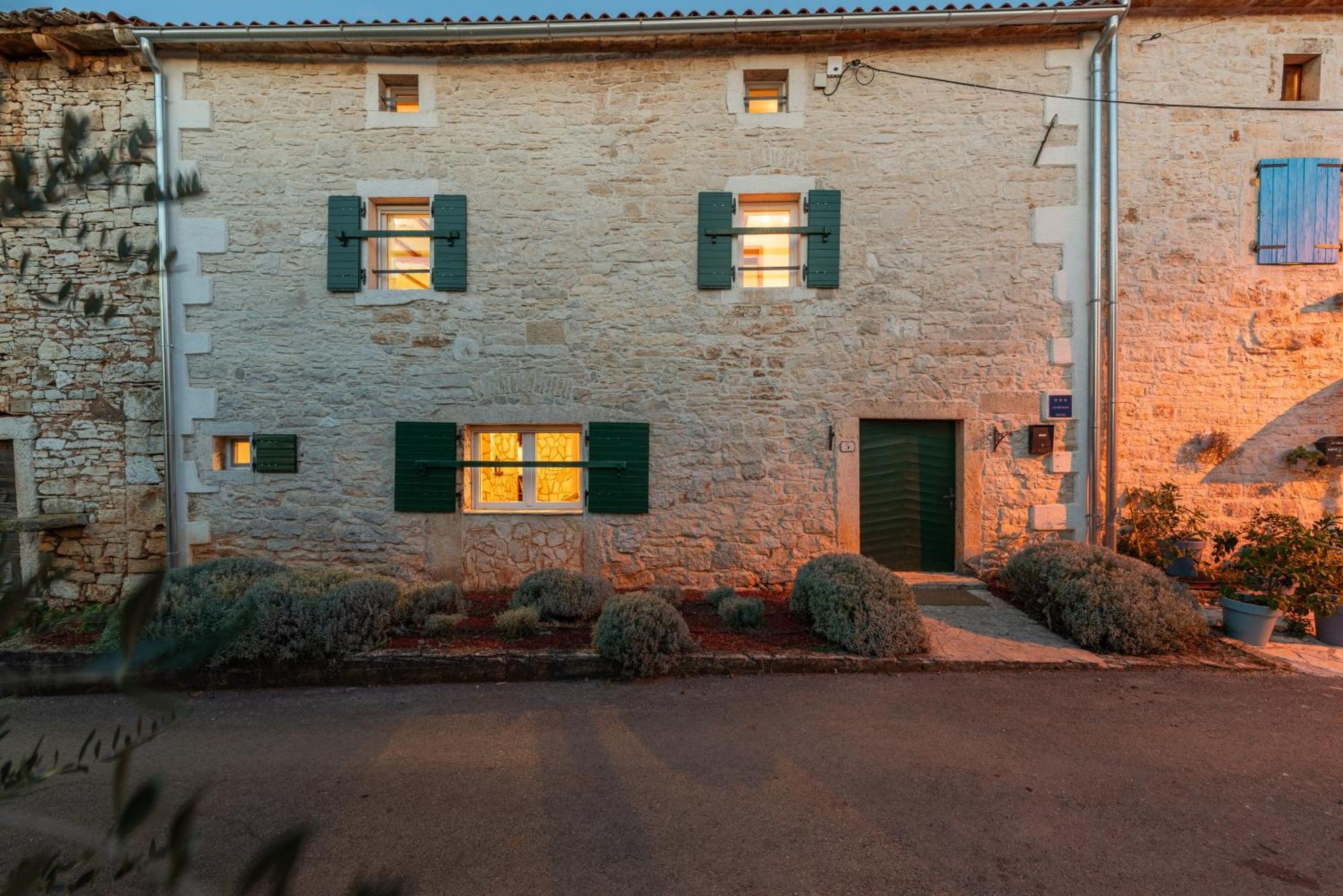 Casa Stifanici Villa Baderna Luaran gambar