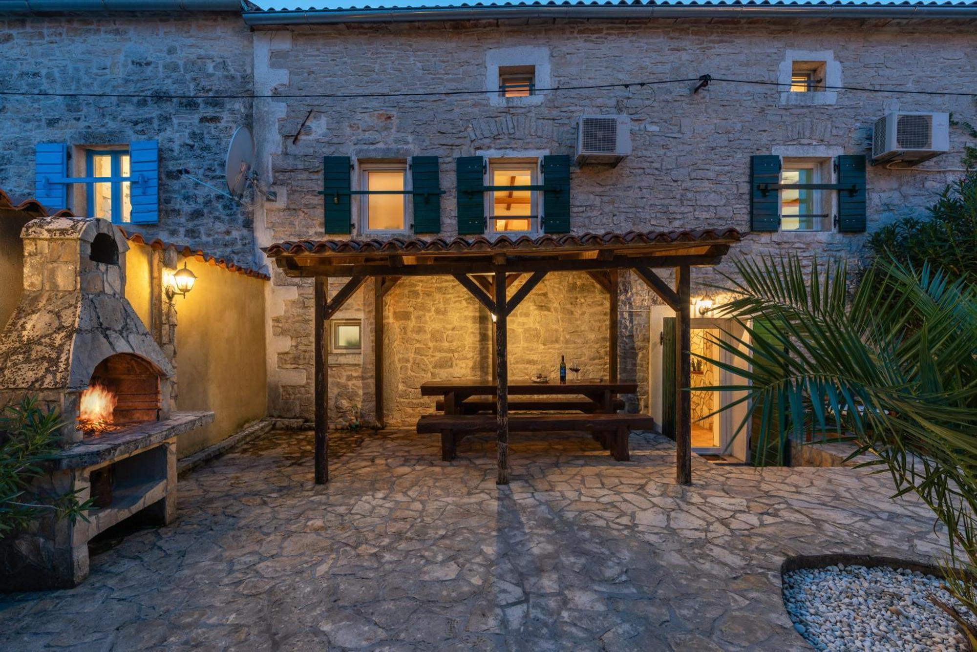 Casa Stifanici Villa Baderna Luaran gambar
